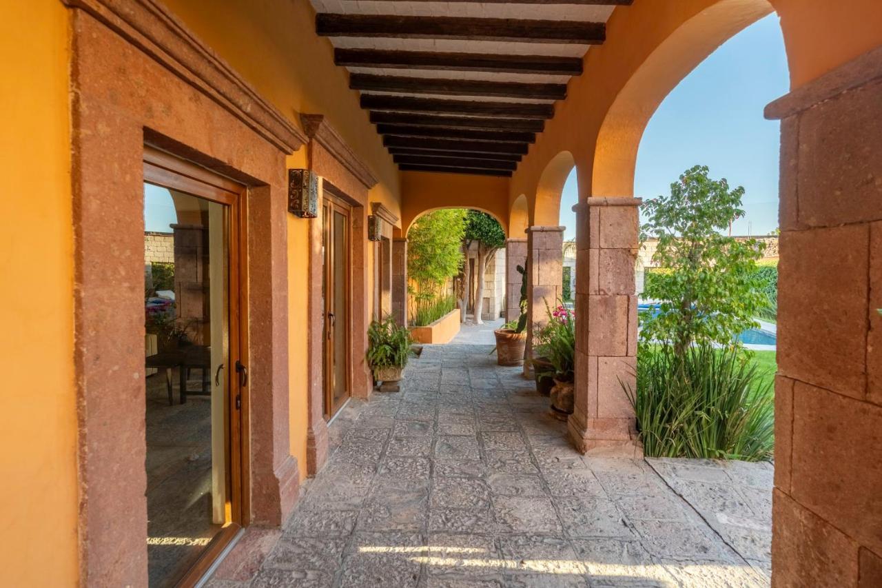 Angelic Centro 2br, Pool & Jacuzzi, Gated Village