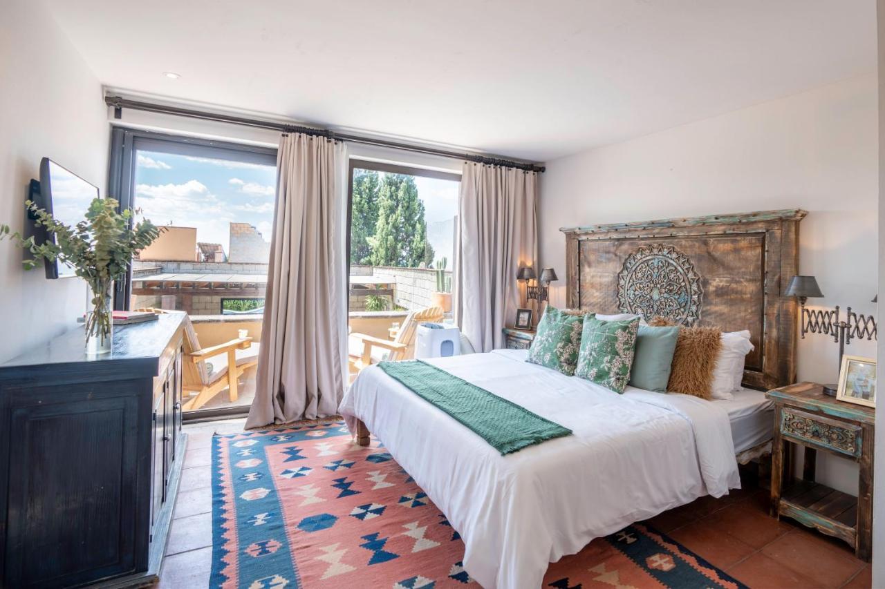 Angelic Centro 2br, Pool & Jacuzzi, Gated Village
